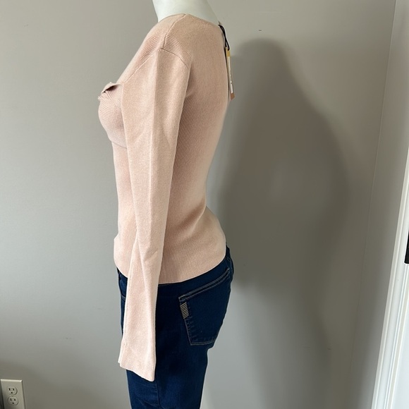 LE SUPERBE Twisted Sister Open Neckline Top Rib Knit Long Sleeve Nude Sz S NEW - Picture 8 of 15